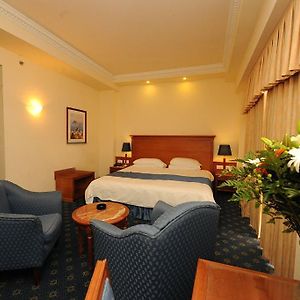 Double or Twin Room Garden View